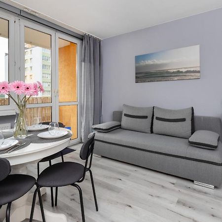 Family Apartment With Balcony In Gdynia By Noclegi Renters المظهر الخارجي الصورة