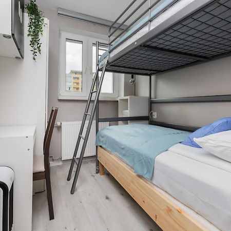 Family Apartment With Balcony In Gdynia By Noclegi Renters المظهر الخارجي الصورة